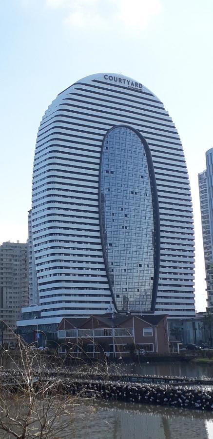 Luxury Apartments With Sea View Batumi Luaran gambar